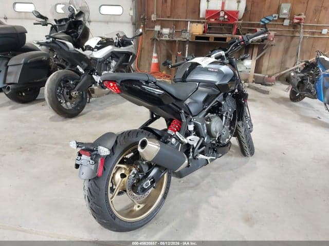 2026 TRIUMPH TRIDENT 900 4