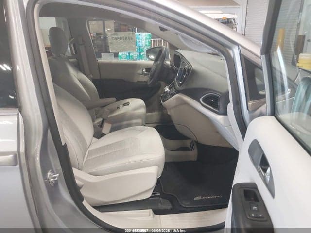 2017 CHRYSLER PACIFICA HYBRID TOURING PLUS 5