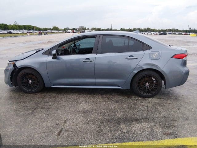 2020 TOYOTA COROLLA LE 13