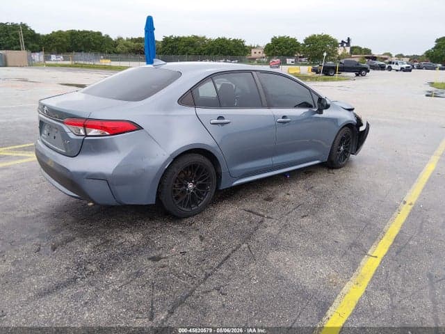 2020 TOYOTA COROLLA LE 4