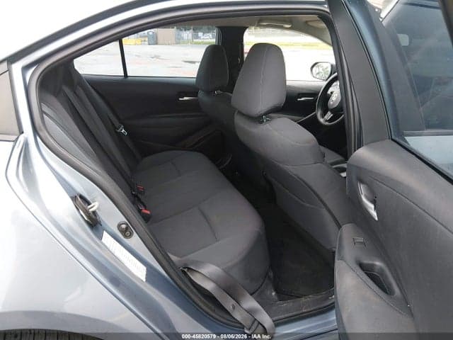 2020 TOYOTA COROLLA LE 8