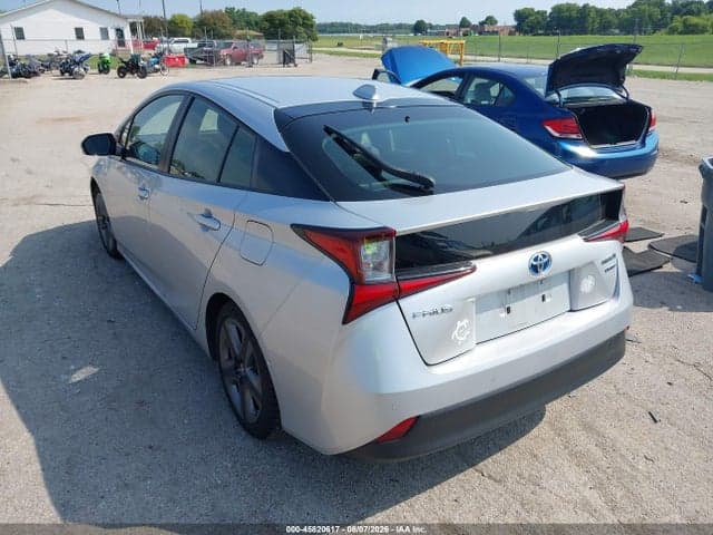 2020 TOYOTA PRIUS LIMITED 3