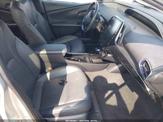 2020 TOYOTA PRIUS LIMITED 5
