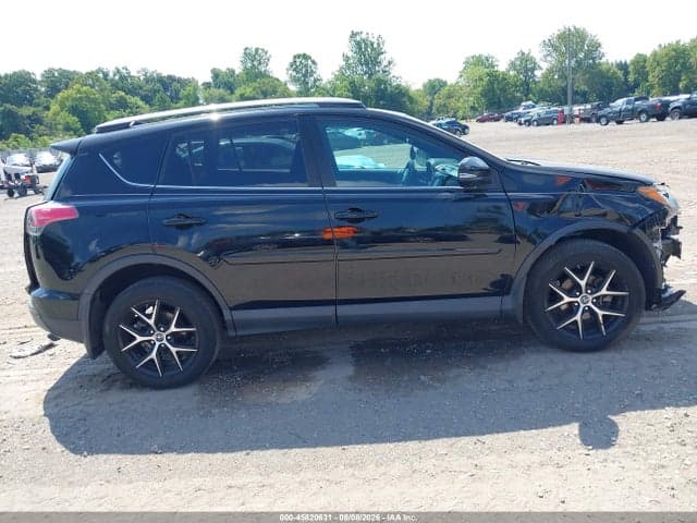 2017 TOYOTA RAV4 SE 14