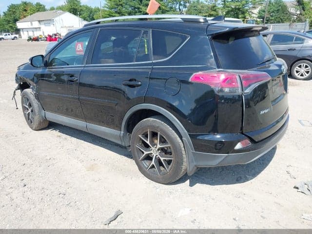 2017 TOYOTA RAV4 SE 3