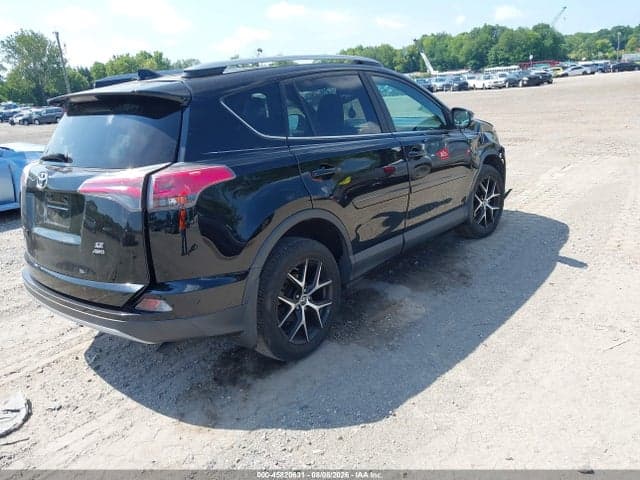 2017 TOYOTA RAV4 SE 4