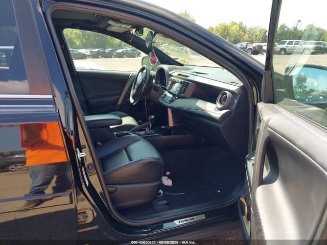 2017 TOYOTA RAV4 SE 5