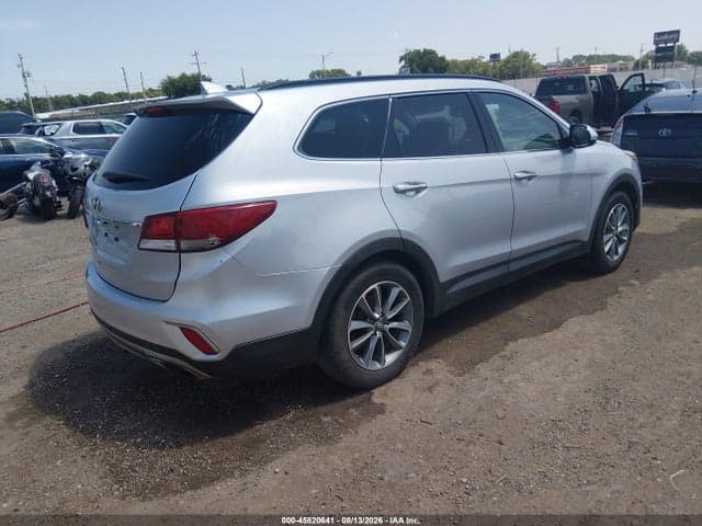 2017 HYUNDAI SANTA FE SE 4