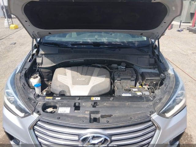 2017 HYUNDAI SANTA FE SE 10