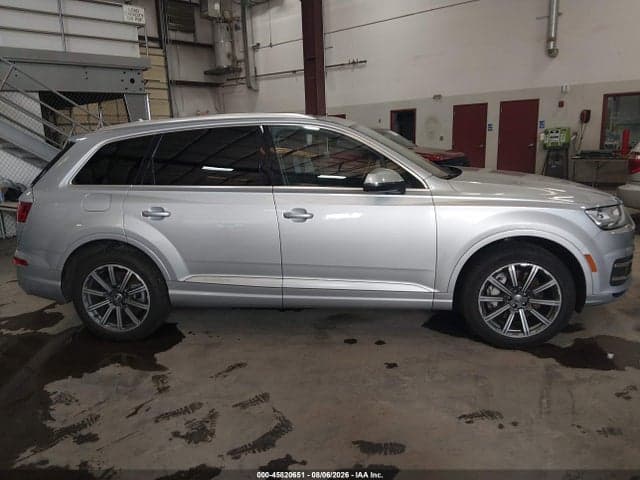 2017 AUDI Q7 3.0T PREMIUM 6