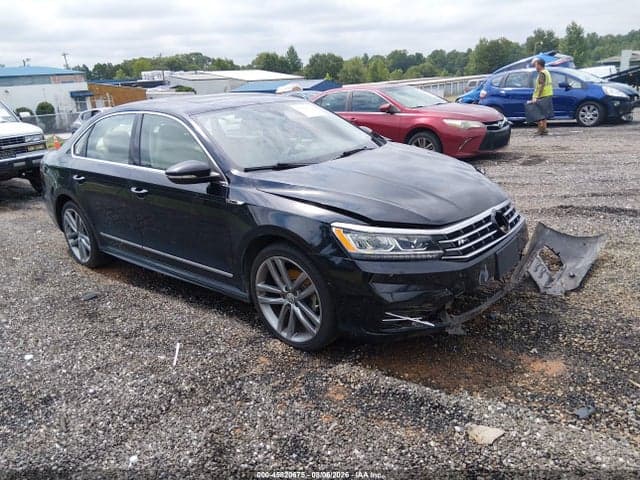 2019 VOLKSWAGEN PASSAT 2.0T SE R-LINE 1