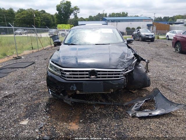 2019 VOLKSWAGEN PASSAT 2.0T SE R-LINE 12