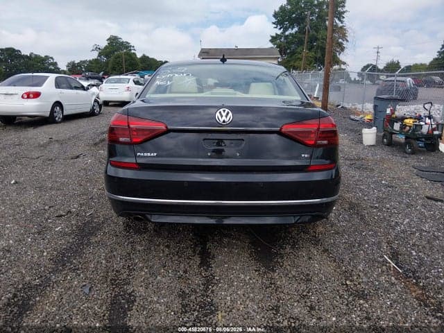 2019 VOLKSWAGEN PASSAT 2.0T SE R-LINE 16