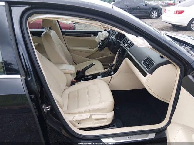 2019 VOLKSWAGEN PASSAT 2.0T SE R-LINE 5