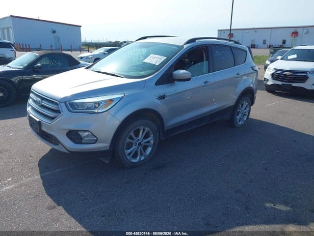 2017 FORD ESCAPE SE 2