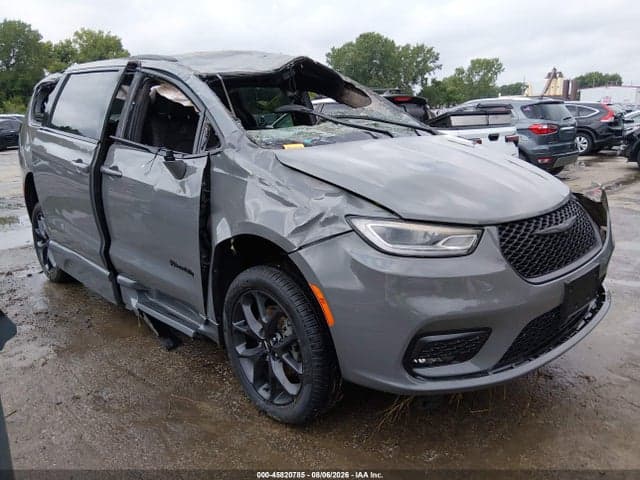 2022 CHRYSLER PACIFICA TOURING L 1