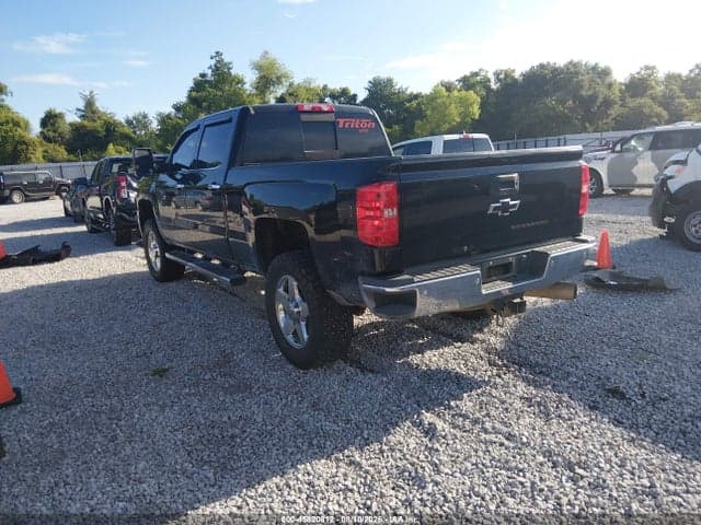 2017 CHEVROLET SILVERADO 2500HD LTZ 3