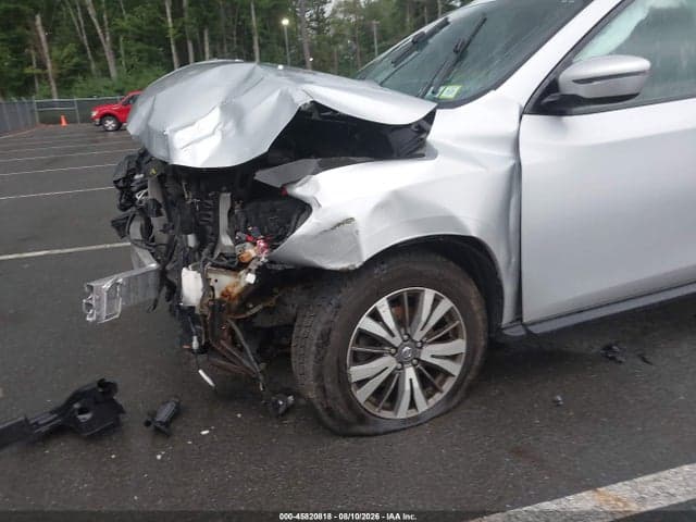 2018 NISSAN PATHFINDER SV 6