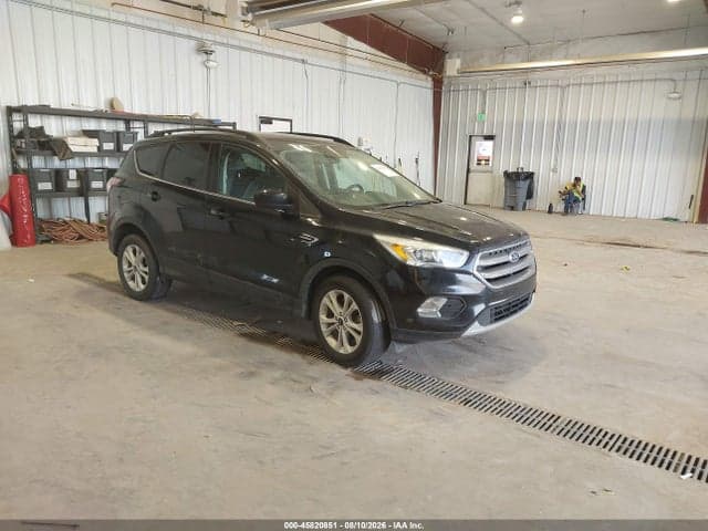 2017 FORD ESCAPE SE 1