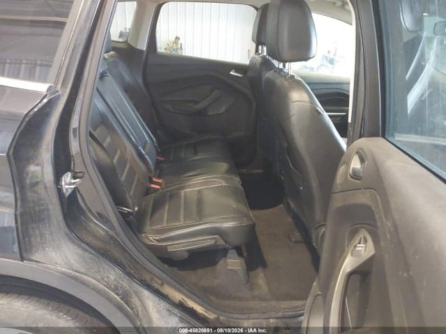 2017 FORD ESCAPE SE 8