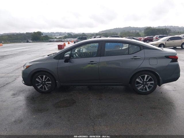 2020 NISSAN VERSA SV XTRONIC CVT 14
