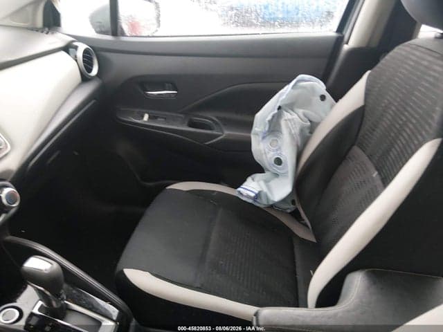 2020 NISSAN VERSA SV XTRONIC CVT 5