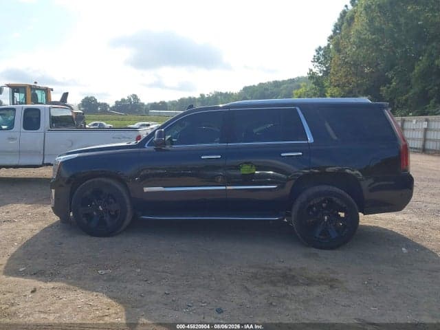 2018 CADILLAC ESCALADE LUXURY 14