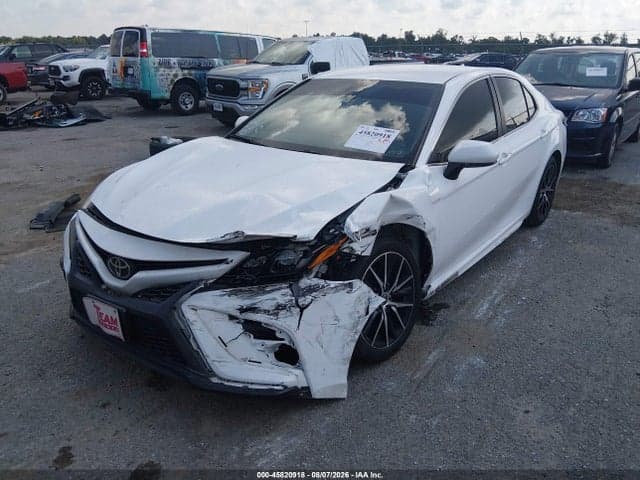 2021 TOYOTA CAMRY SE 2