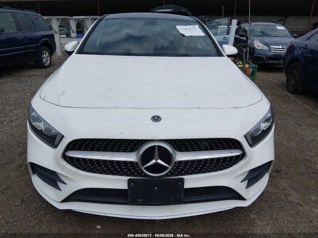 2019 MERCEDES-BENZ A 220 12
