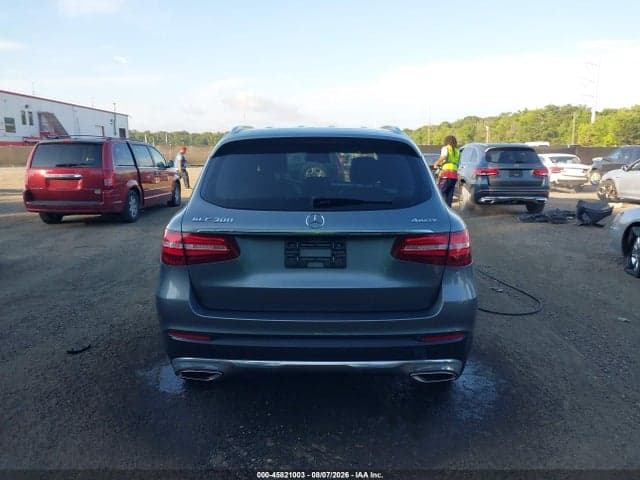2019 MERCEDES-BENZ GLC 300 4MATIC 16
