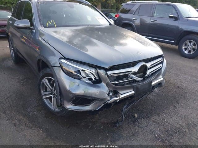 2019 MERCEDES-BENZ GLC 300 4MATIC 6