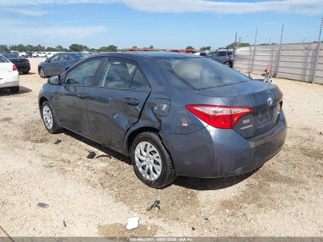 2017 TOYOTA COROLLA LE 3