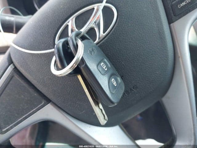 2017 HYUNDAI ACCENT SE 11