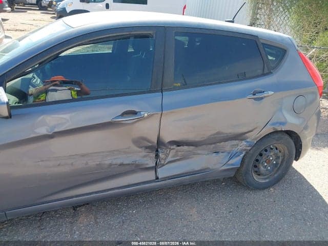 2017 HYUNDAI ACCENT SE 12