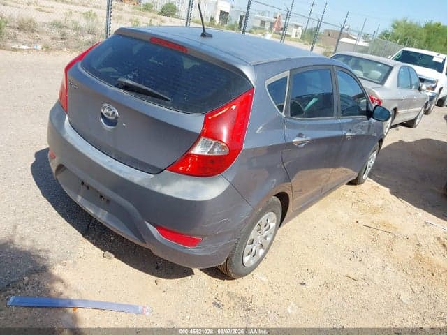 2017 HYUNDAI ACCENT SE 4