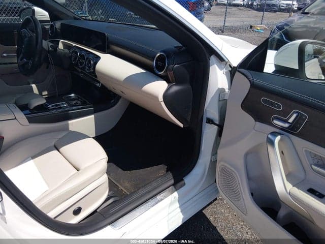 2020 MERCEDES-BENZ CLA 250 4MATIC 5