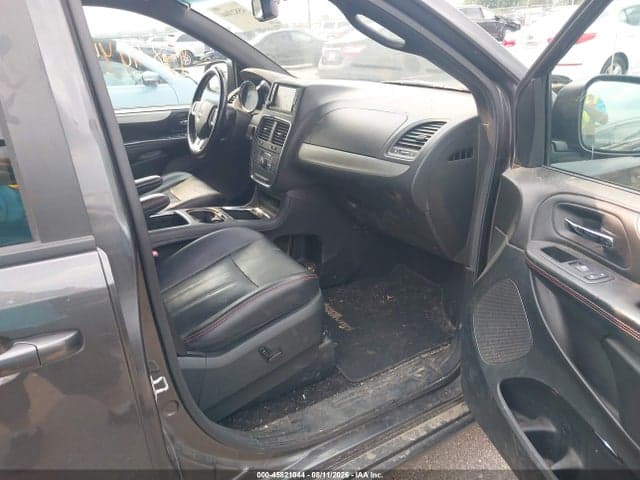 2017 DODGE GRAND CARAVAN GT 5