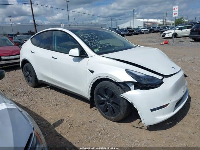 2025 TESLA MODEL Y LONG RANGE 1