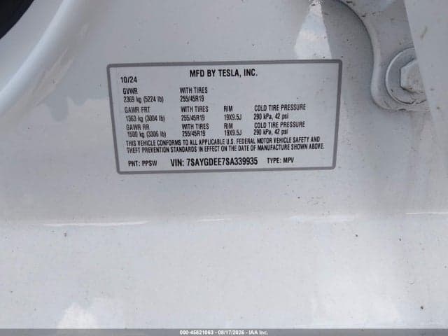 2025 TESLA MODEL Y LONG RANGE 9