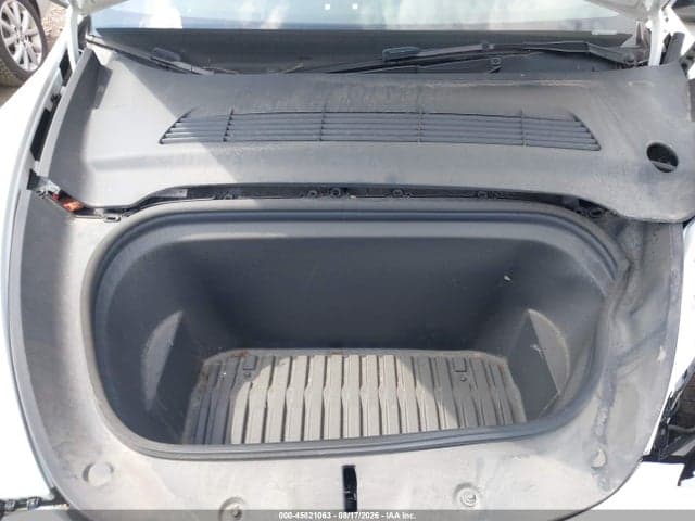 2025 TESLA MODEL Y LONG RANGE 10