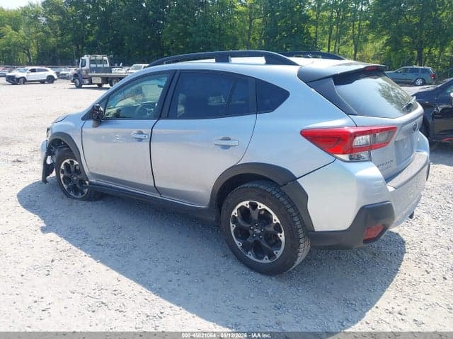 2023 SUBARU CROSSTREK 3