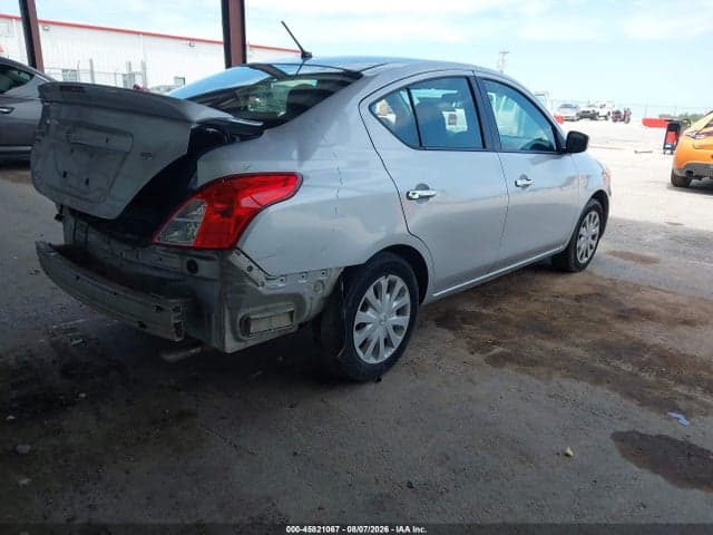 2018 NISSAN VERSA 1.6 SV 4