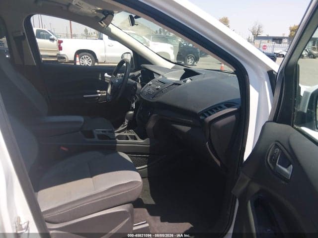 2017 FORD ESCAPE SE 5