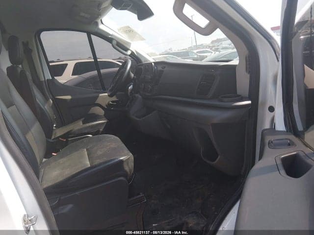 2022 FORD TRANSIT-150 5