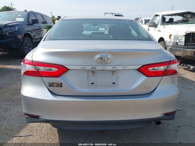 2018 TOYOTA CAMRY LE 16