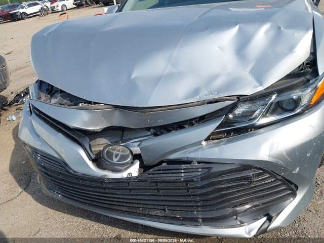 2018 TOYOTA CAMRY LE 6