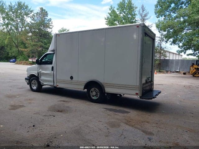 2024 CHEVROLET EXPRESS CUTAWAY WORK VAN 3