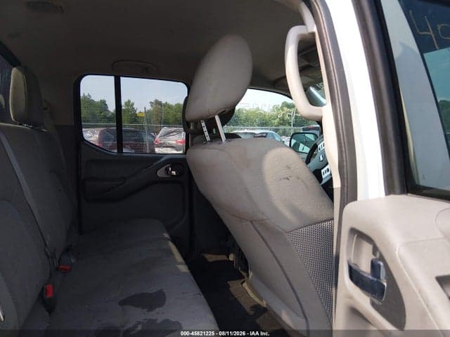 2018 NISSAN FRONTIER SV 8