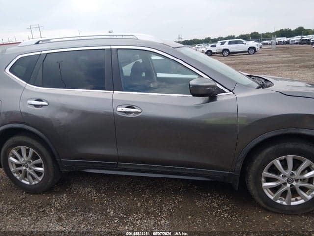 2017 NISSAN ROGUE SV 13