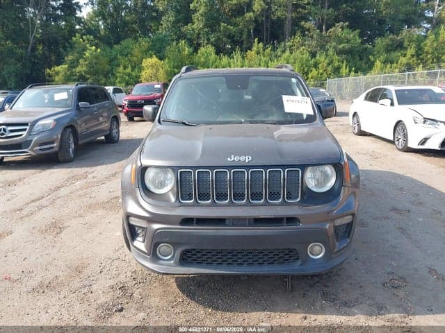 2019 JEEP RENEGADE LATITUDE FWD 11